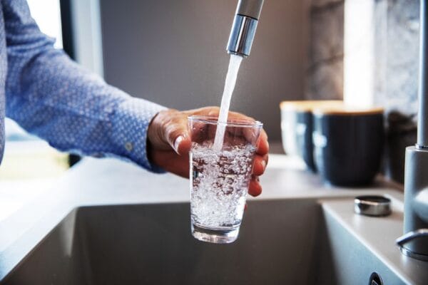 3 Day Water Fast: Benefits, Risks + Is It Safe?